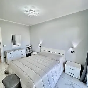 Azzurra Biricchina - , Riva Ligure Italie